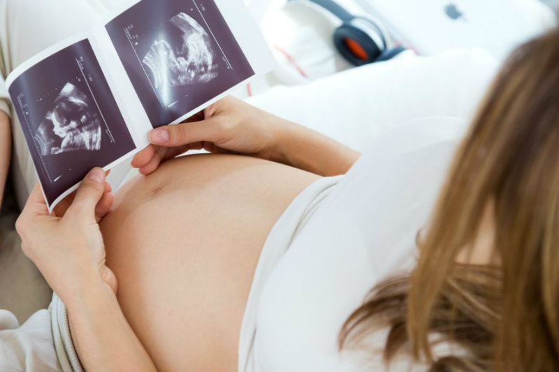 pregnant-ultrasound.jpg